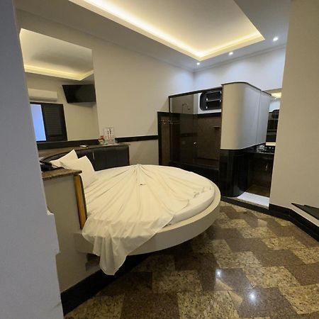 Village Motel ฮิเบเราเปรโต ภายนอก รูปภาพ