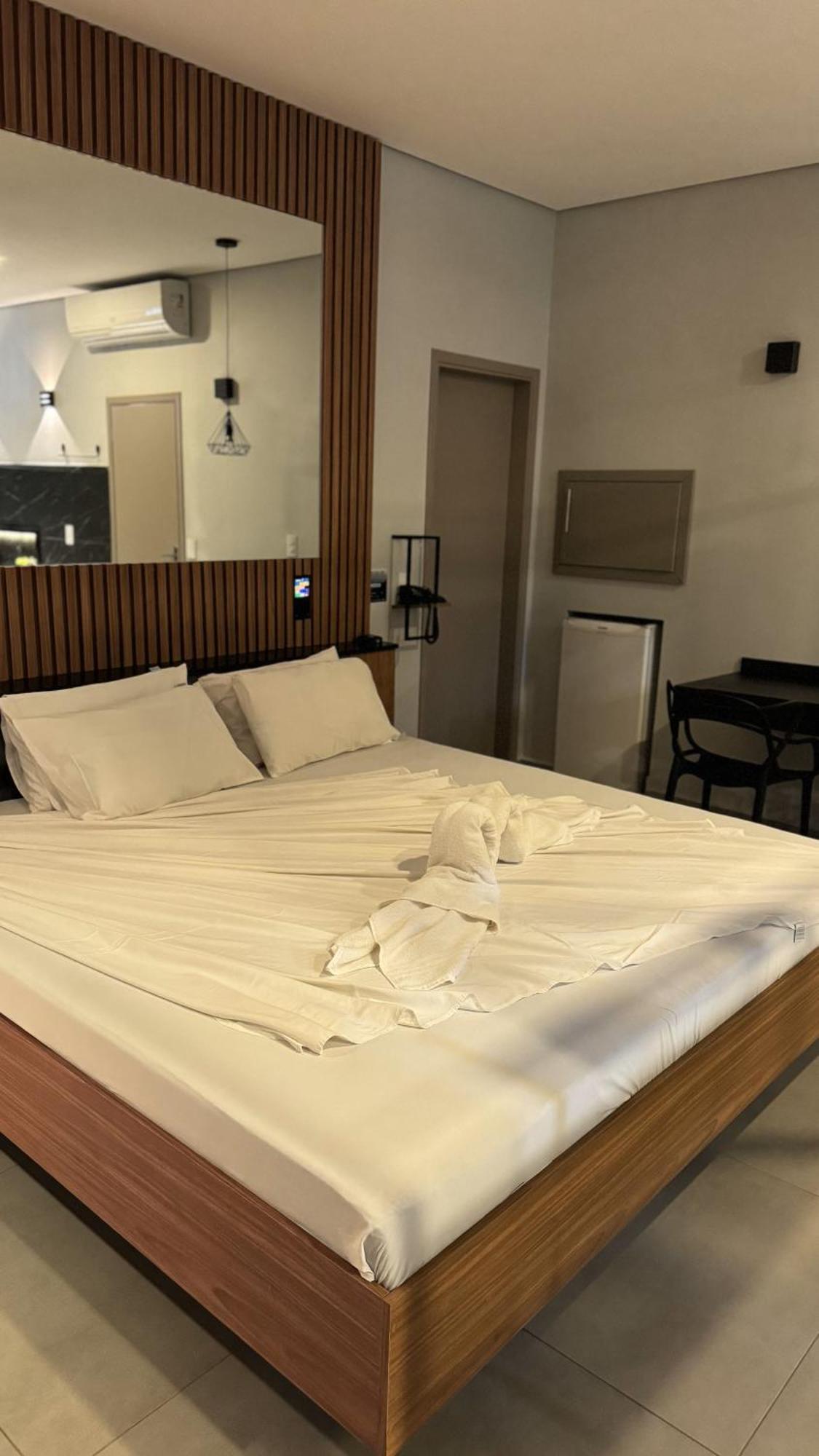 Village Motel ฮิเบเราเปรโต ภายนอก รูปภาพ